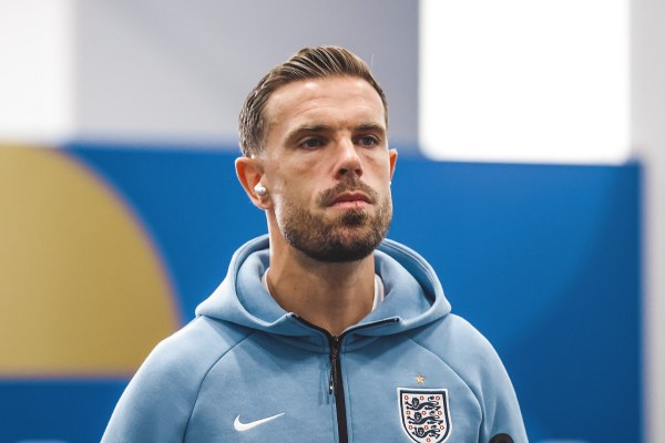 Henderson_England_kbu97n
