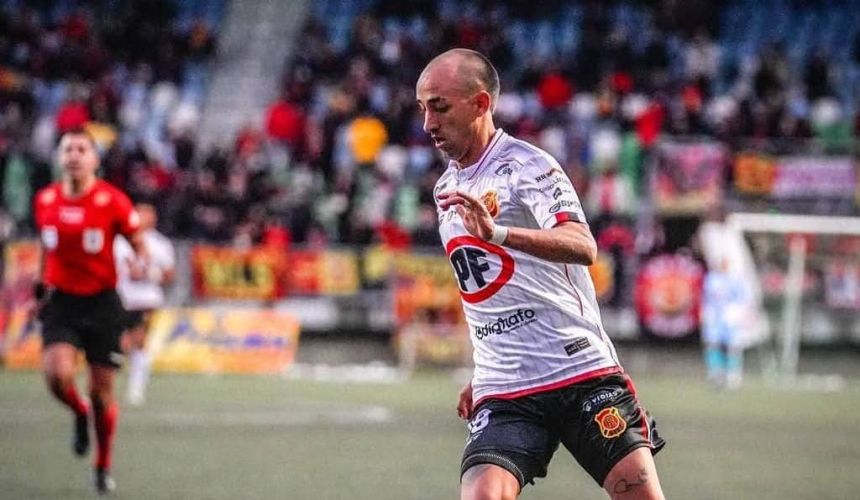 Rangers caça Deportes Santa Cruz no último lugar da tabela de classificação da Primera B.