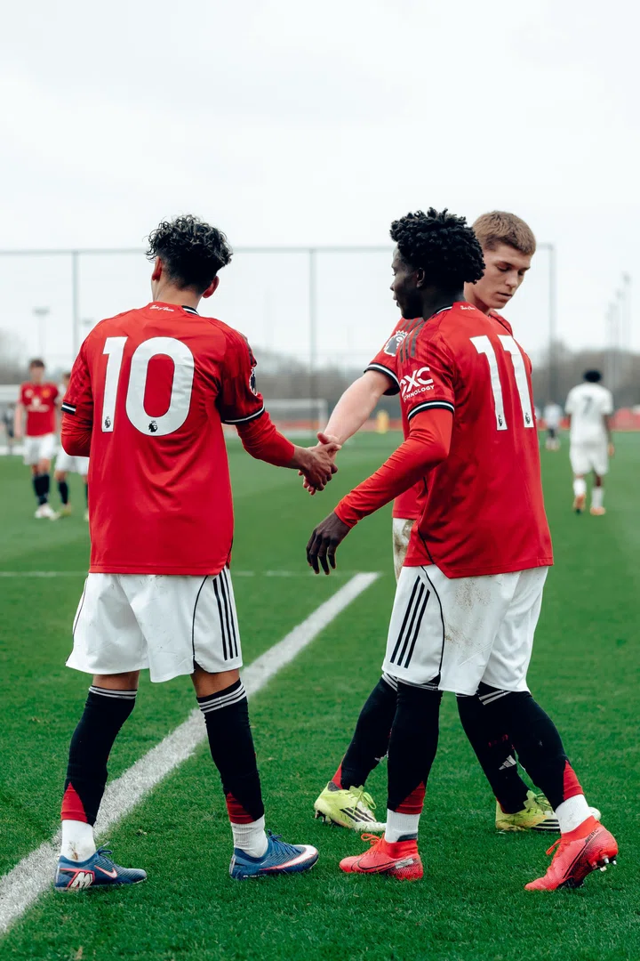 Relatório U18: Unido 5 Forest 2