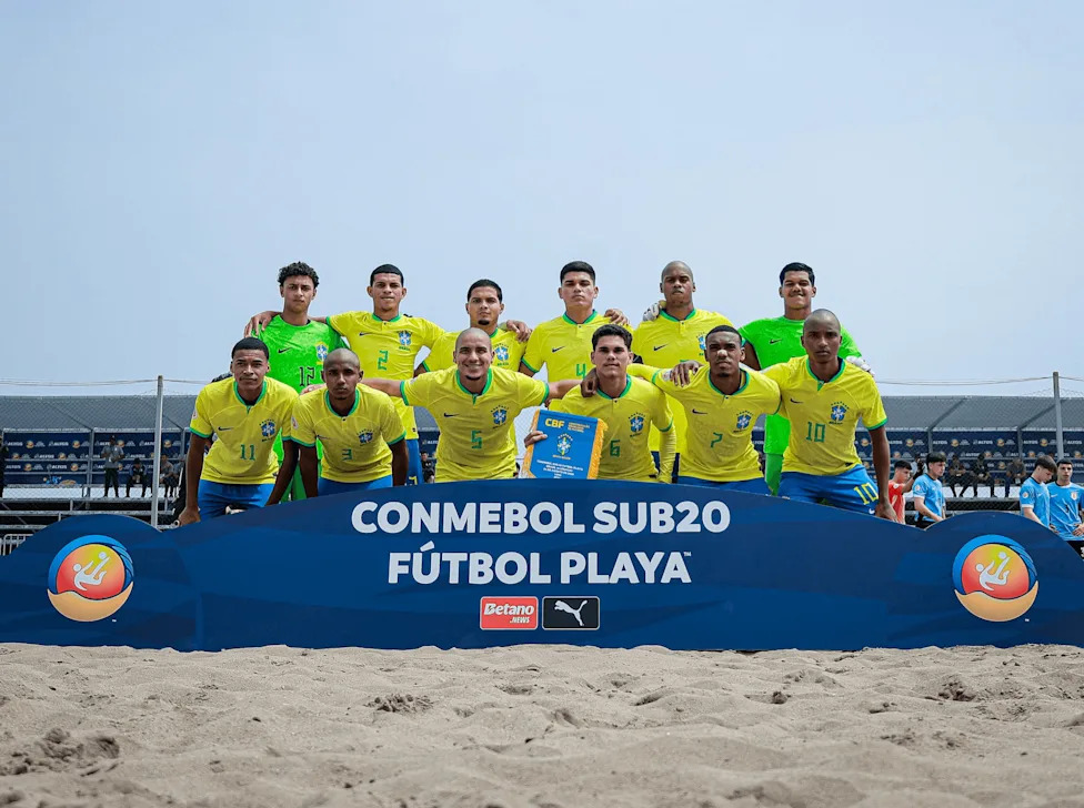 Brazil make strong start in Conmebol U20 beach soccer