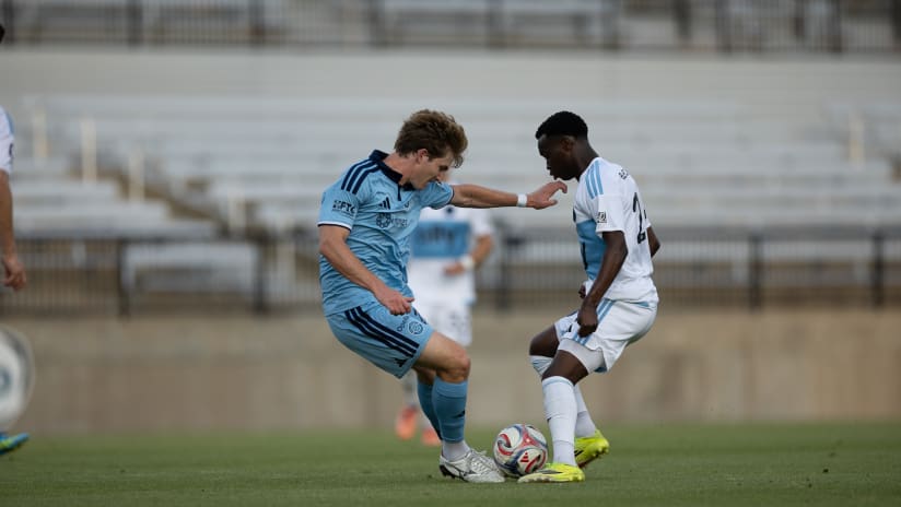 Chattanooga FC midfielder Luke Husakiwsky in action at Crown Legacy FC